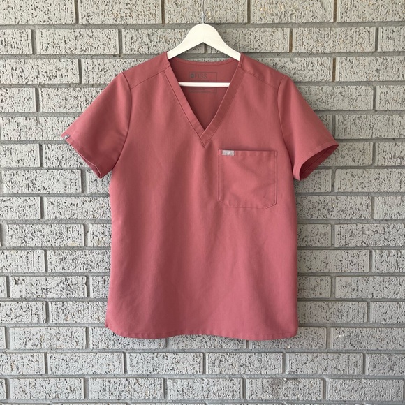 Figs Catarina One Pocket Scrub Top Mauve Size Small - Picture 3 of 6